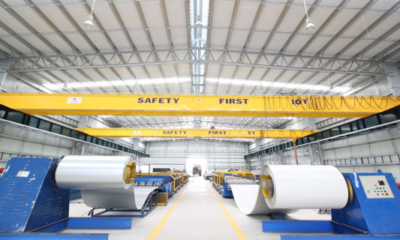 Crane system in prefabricated steel building - bangunan struktur baja prefabrikasi